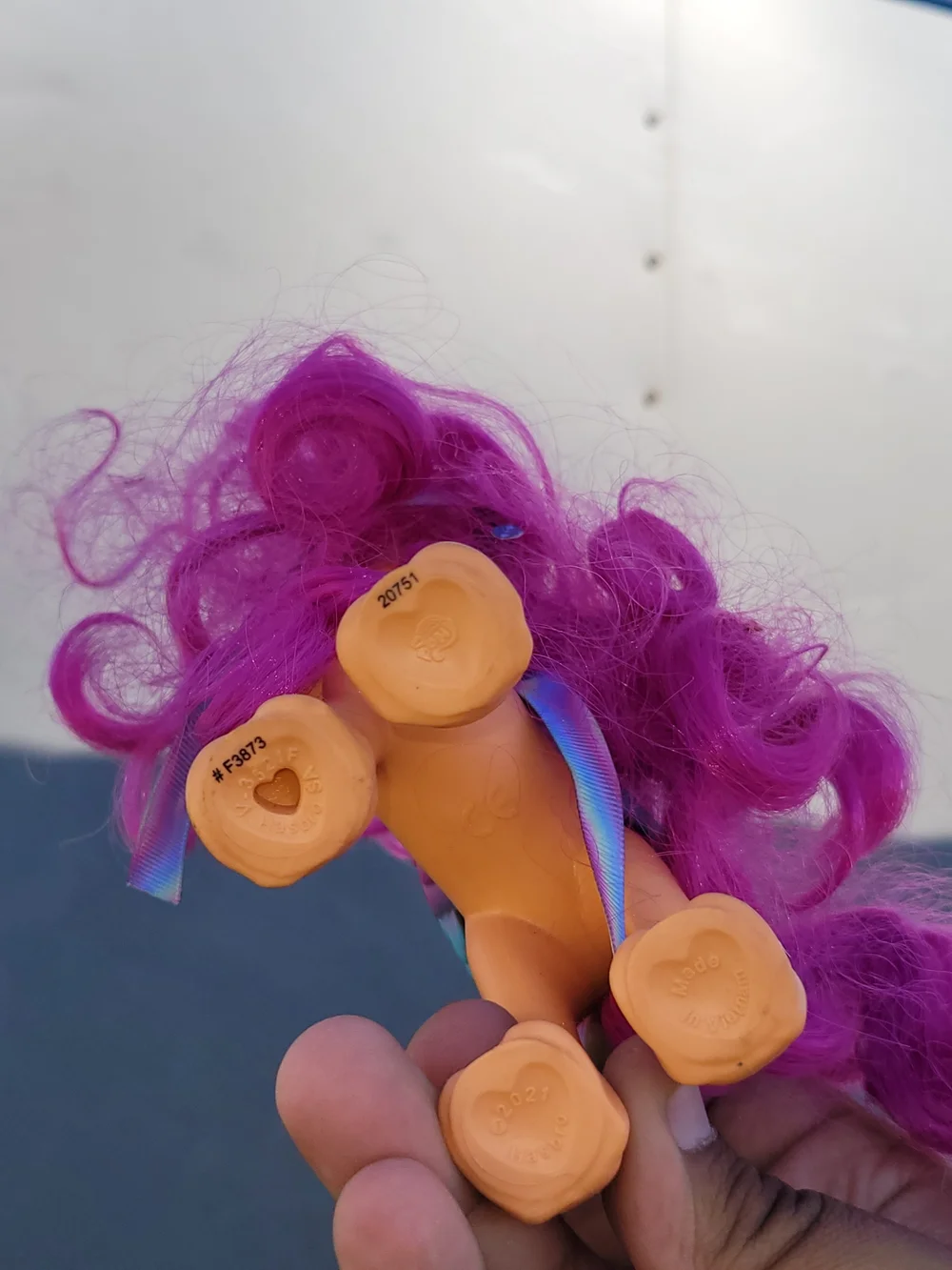 My Little Pony - Ribbon Hairstyles - Sunny Starscout - 6-inch Figure - 2021